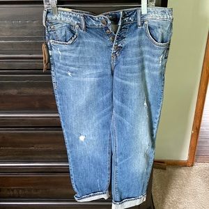Maurice’s silver capri jean